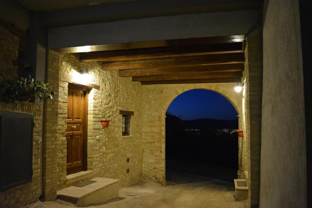 A Casa Di Mi Appartamenti Vacanza Montefalco Exterior photo